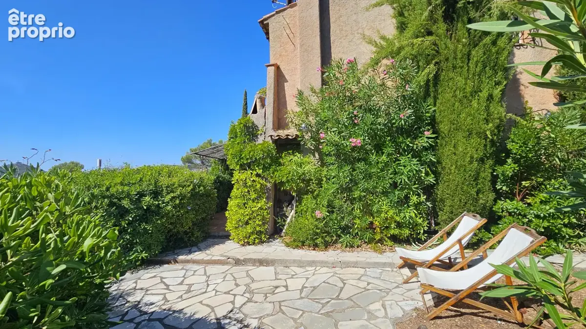 Bastidon provencal a vendre a agay avec vue mer et jardin - photo 15