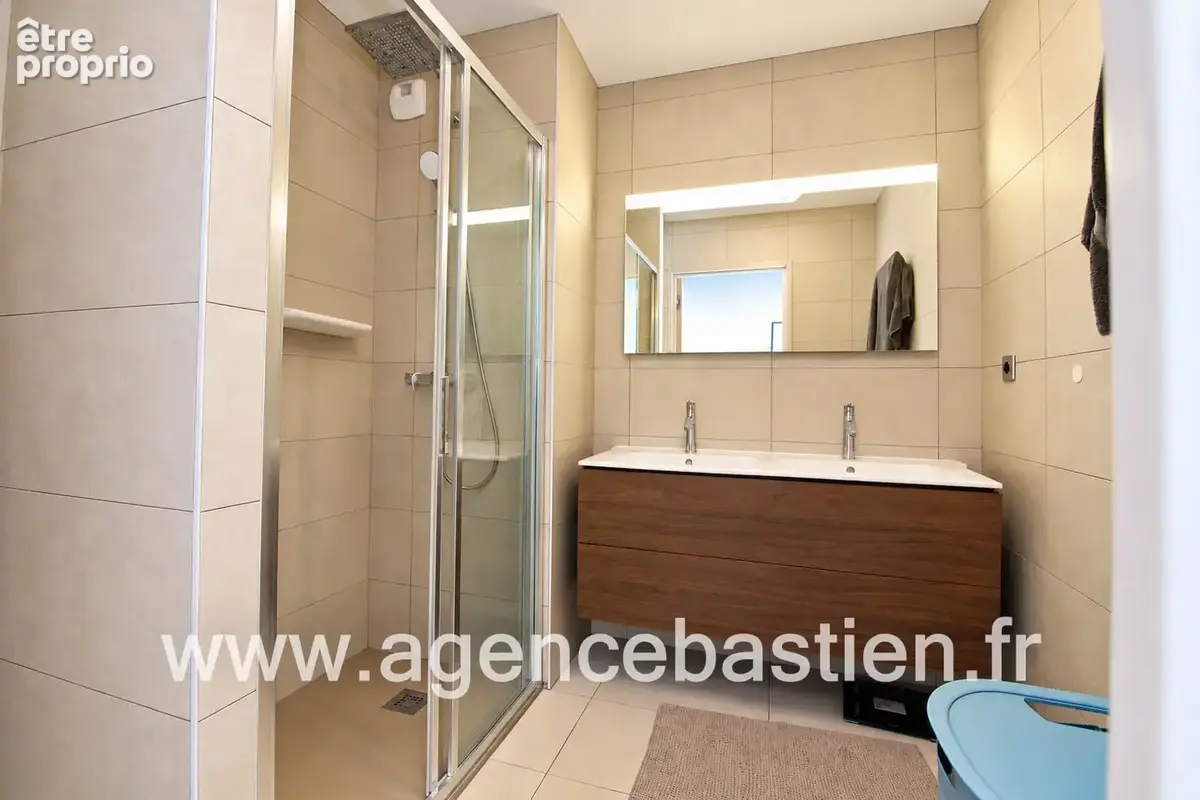Ferney-voltaire   superbe duplex t5 de 131,41 m2 avec 4 suites et terrasses - photo 9