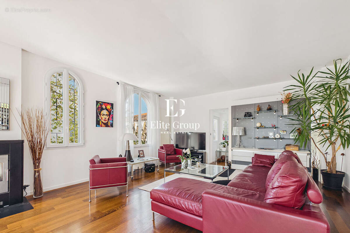 Magnifique maison des annes 50 a royan - 218 m2 - 6 pièces - photo 2
