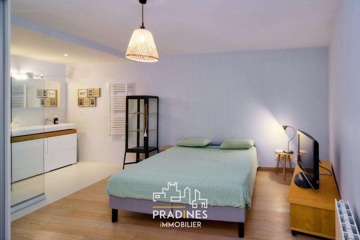 Appartement à MORNANT