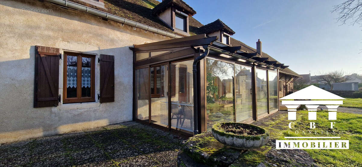 Maison à SAINT-MARCEL