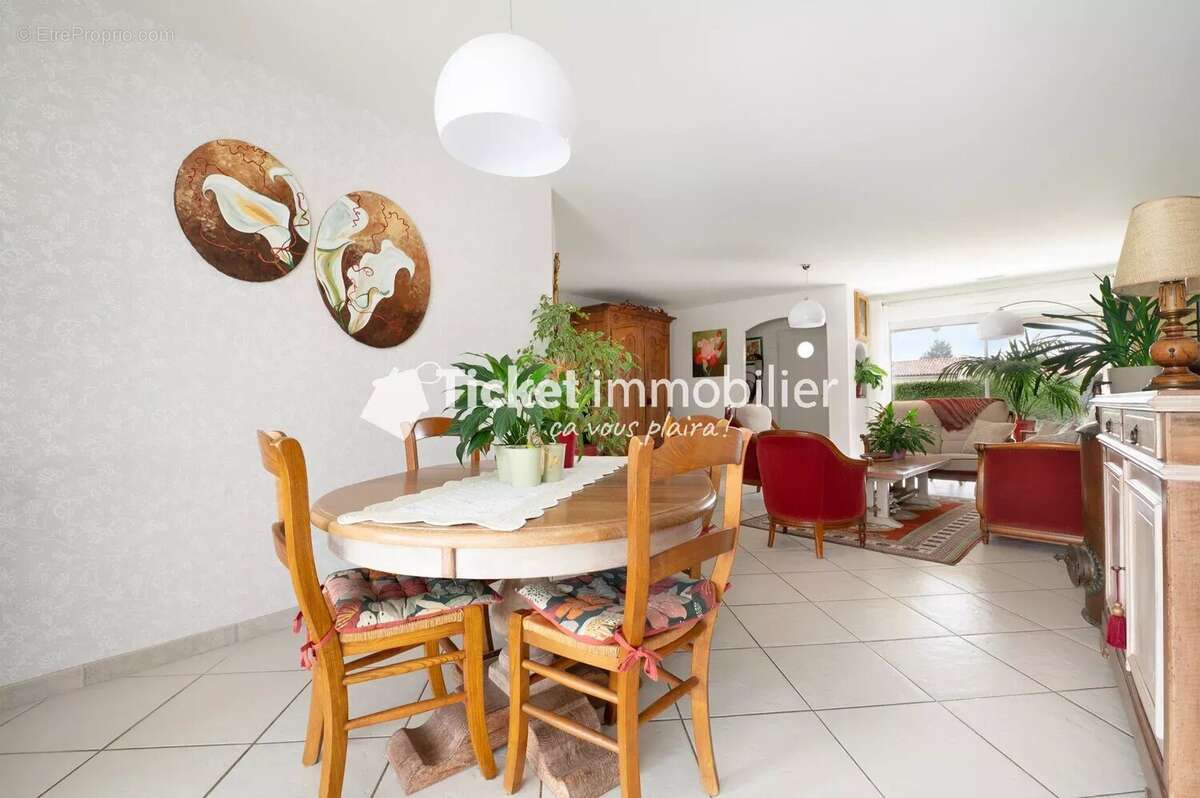 Maison à VILLENEUVE-SUR-LOT