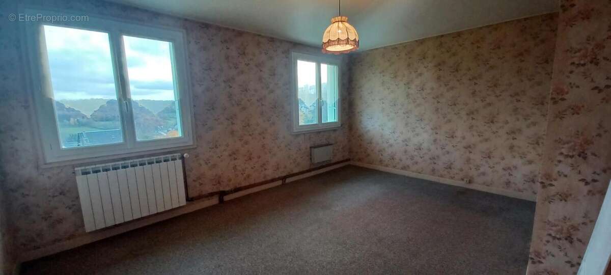 Maison 112 m² à Les Ternes  - photo 11