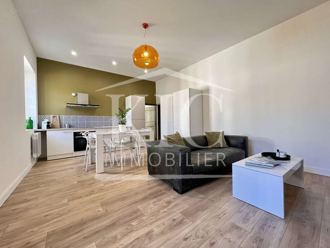 Appartement à CARCASSONNE