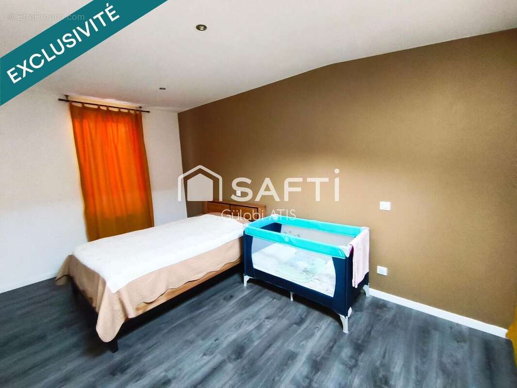 Photo 7 - Maison à VIRY-CHATILLON