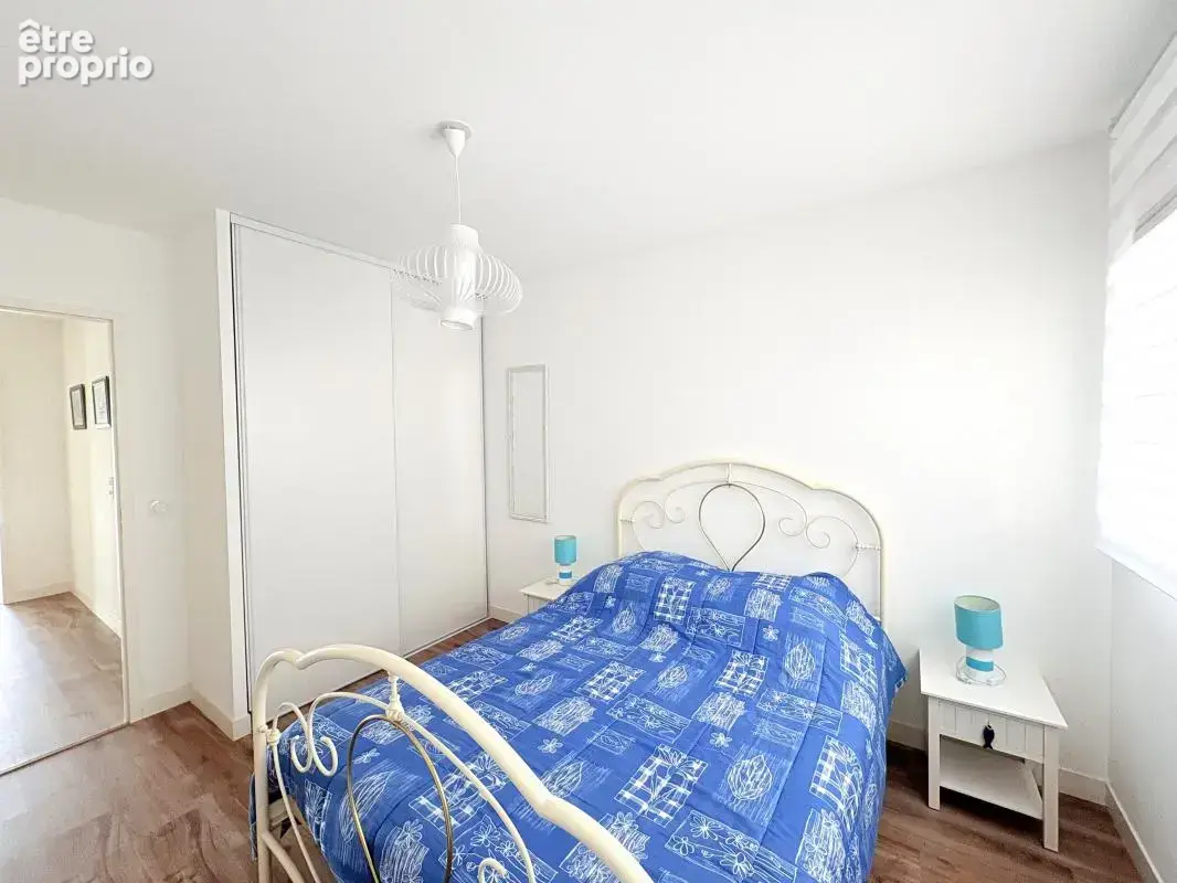 À vendre – Appartement T4 de 102 m² avec terrasse et stationnement sécurisé - photo 8