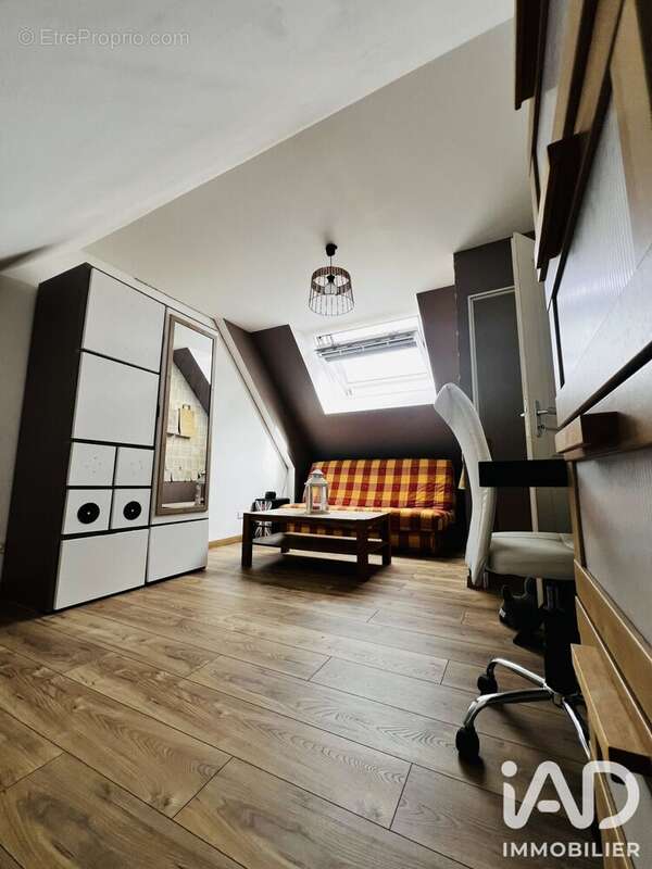 Photo 7