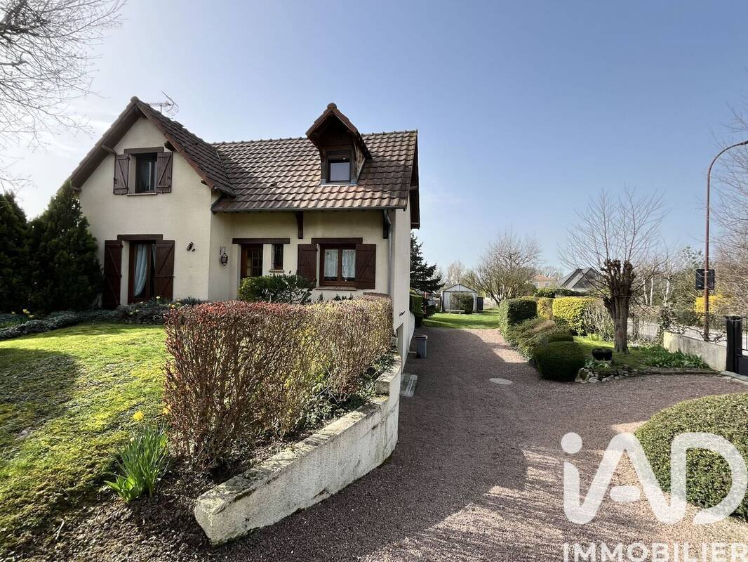 Photo 1 - Maison à LAVAU