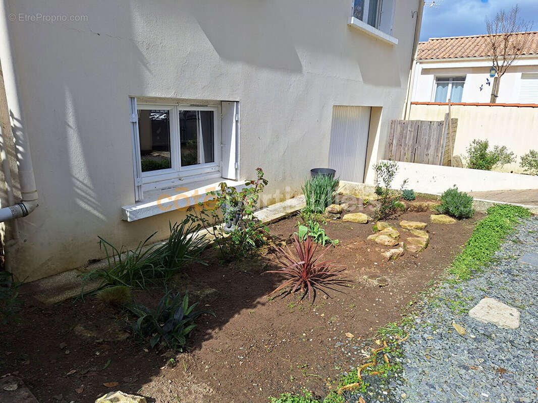 Maison Saint Michel En L Herm 4 pièces 100 m2 - photo 11