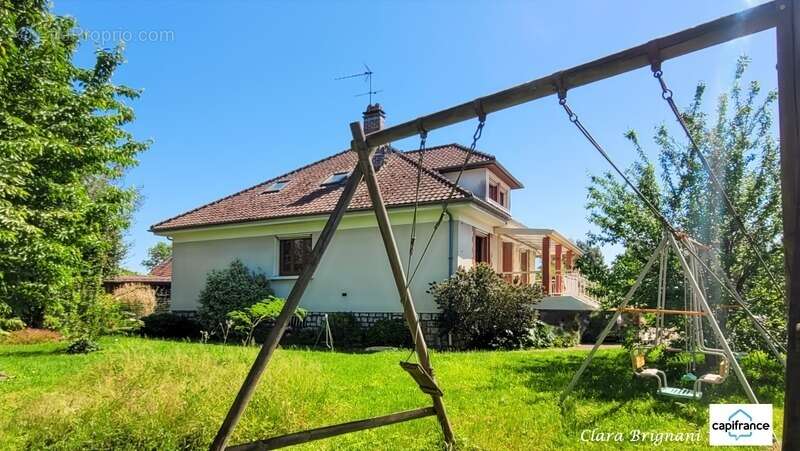 Maison à vendre - 6 pièces, 156m² à Avrainville - sous-sol total et terrain arboré de 1 555 m² - photo 24