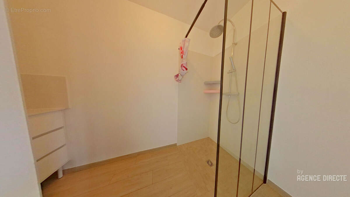 Maison à SAINT-SEBASTIEN-SUR-LOIRE