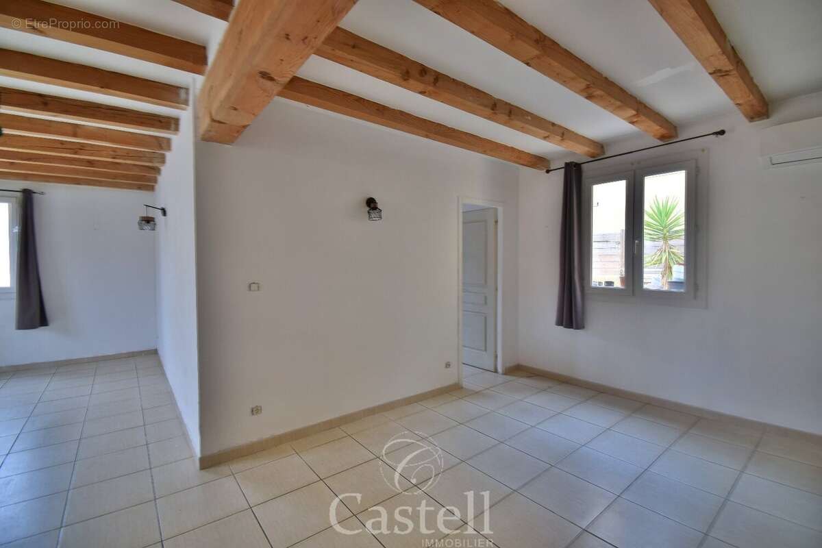 Appartement à FLORENSAC