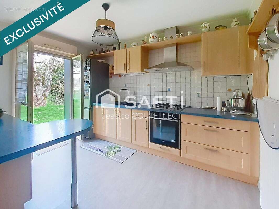 Maison 102 m² à Lizio  - photo 4