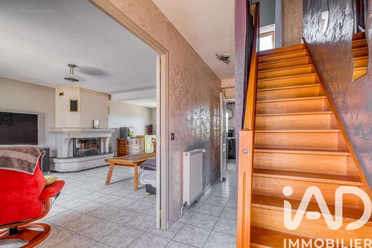 Photo 9 - Maison à NANTEUIL-LES-MEAUX