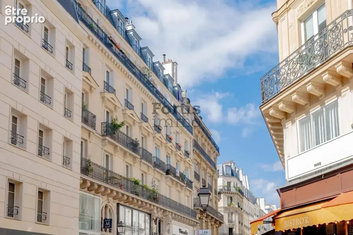 Paris 2 - rue saint-denis - grand studio au dernier etage - photo 16