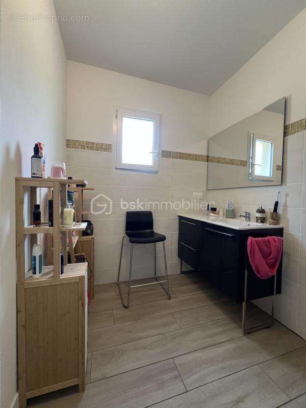 Villa T5 contemporaine de plain-pied de 130 m² avec garage - photo 17