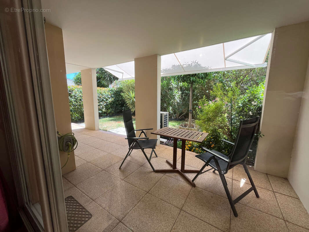 Appartement à SIX-FOURS-LES-PLAGES