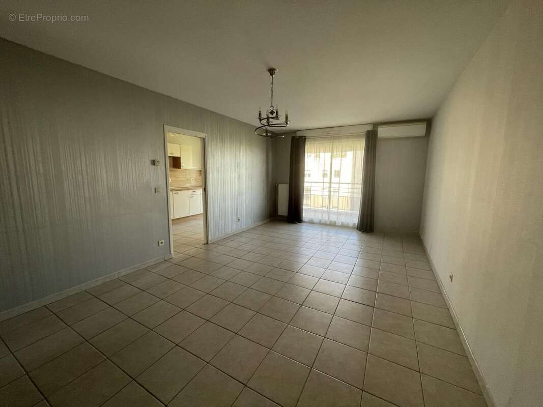 Appartement 70 m² à Valence  - photo 5