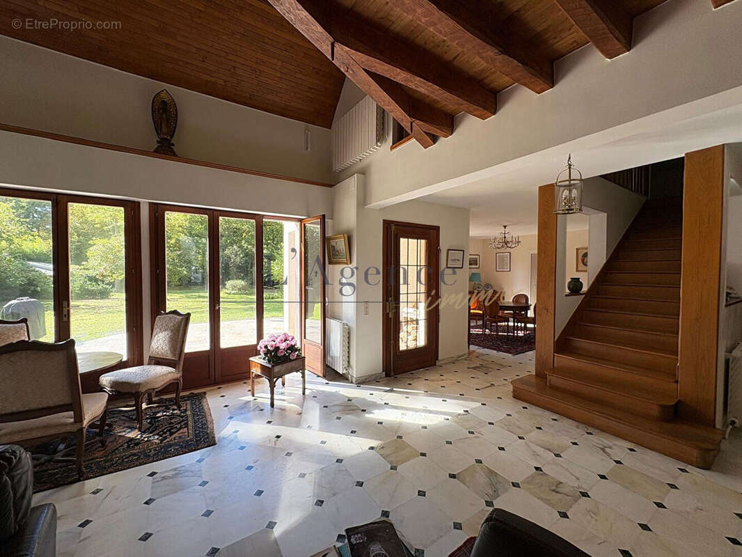 Maison à LAMORLAYE