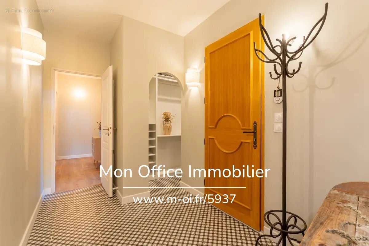 Maison à EGUILLES