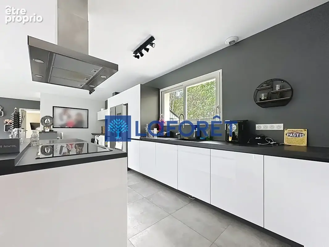 Maison d'exception à vendre à Draguignan - 7 pièces, 6 chambres, 2500 m² de terrain - photo 11