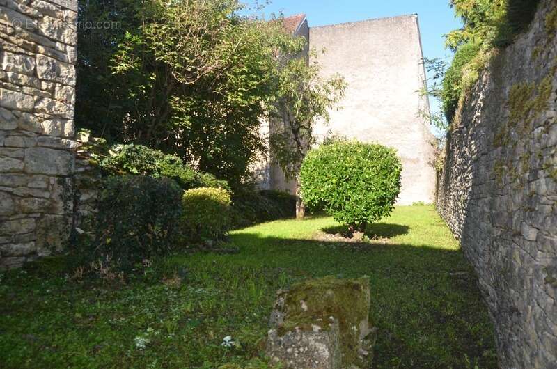 Maison à SCEY-SUR-SAONE-ET-SAINT-ALBIN