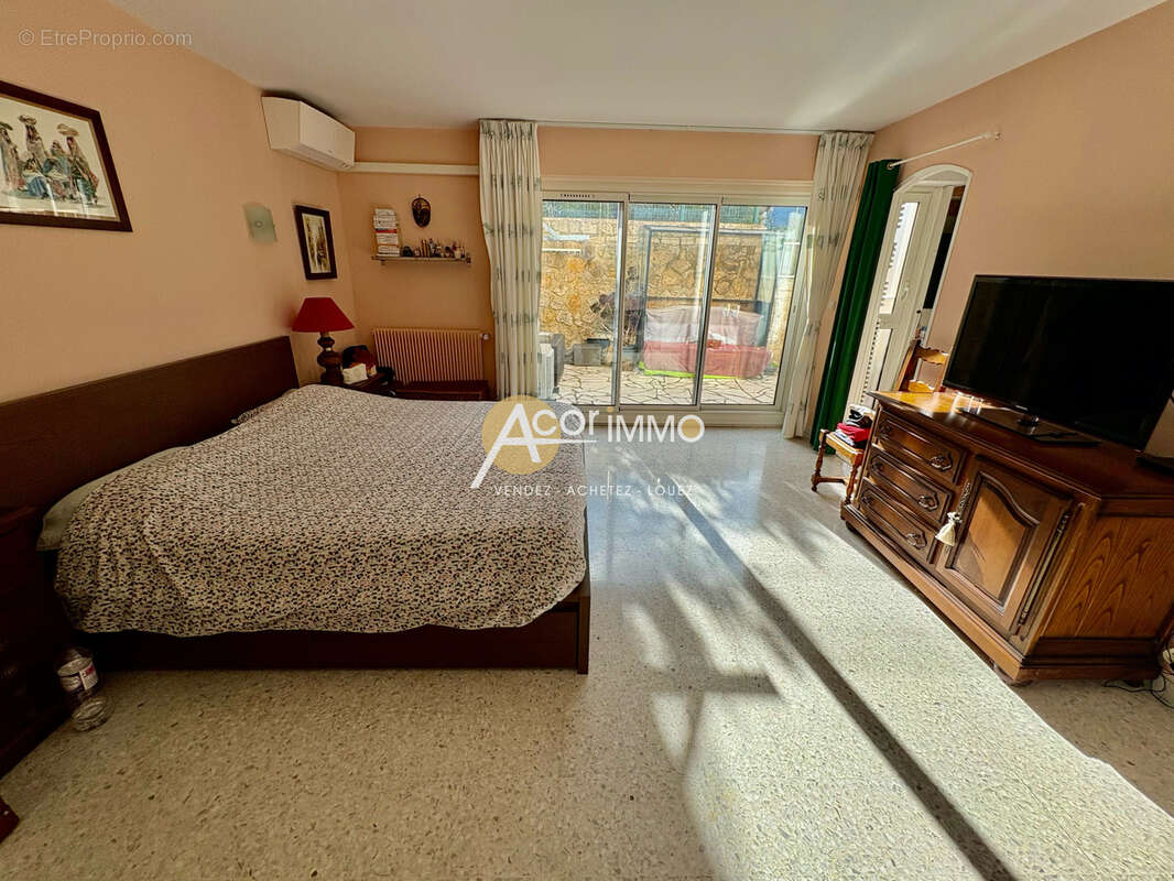 Appartement à SAINT-MANDRIER-SUR-MER
