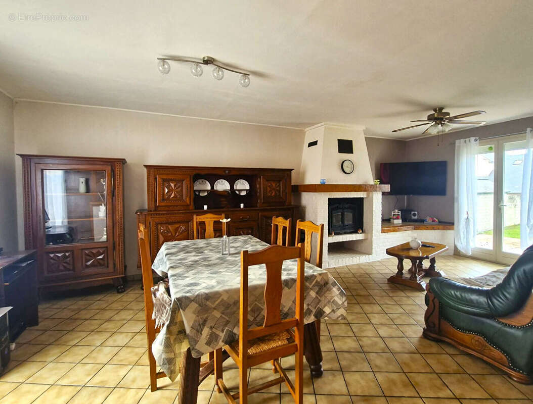 Maison à CORBIE