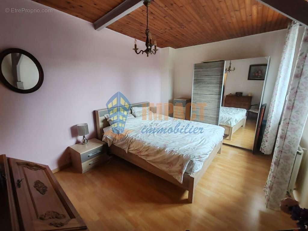 Maison à EMMERIN