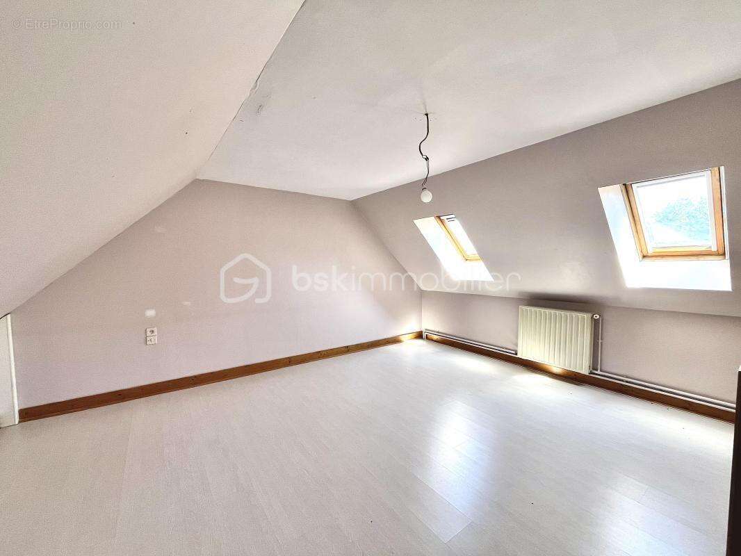Maison de 115 m² – Fort potentiel – Terrain de 1 346 m² - photo 7