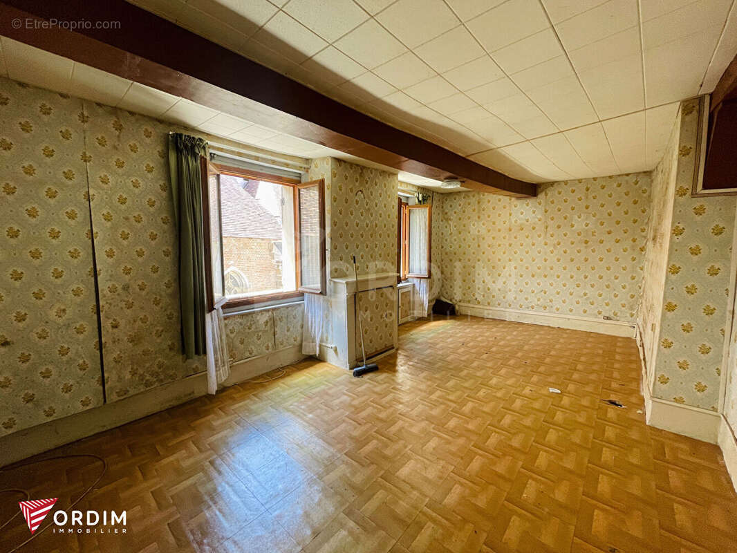 Maison à SAINT-FARGEAU