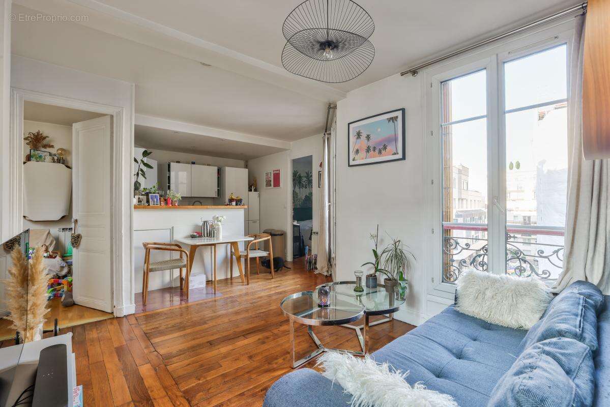 Appartement à LEVALLOIS-PERRET