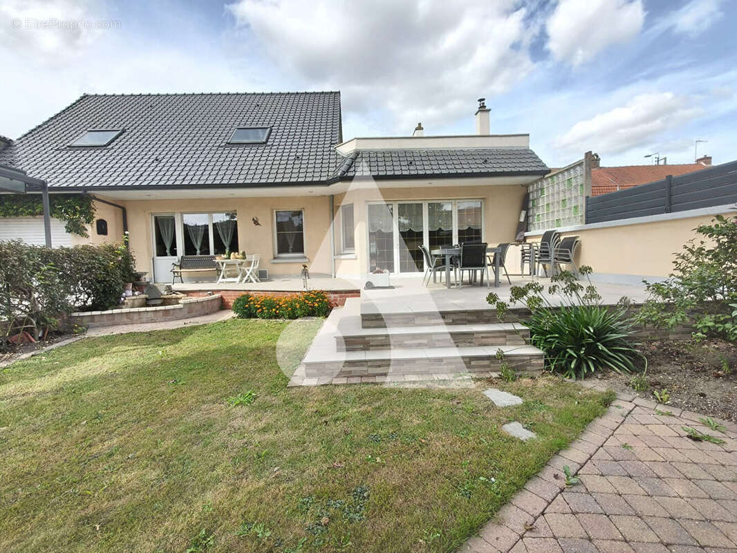 Maison à BLENDECQUES