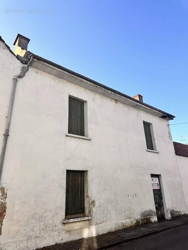 Maison à SAINT-JEAN-DE-LOSNE