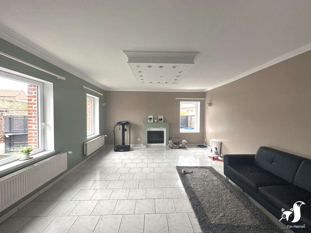 Maison à SAINT-HILAIRE-LEZ-CAMBRAI