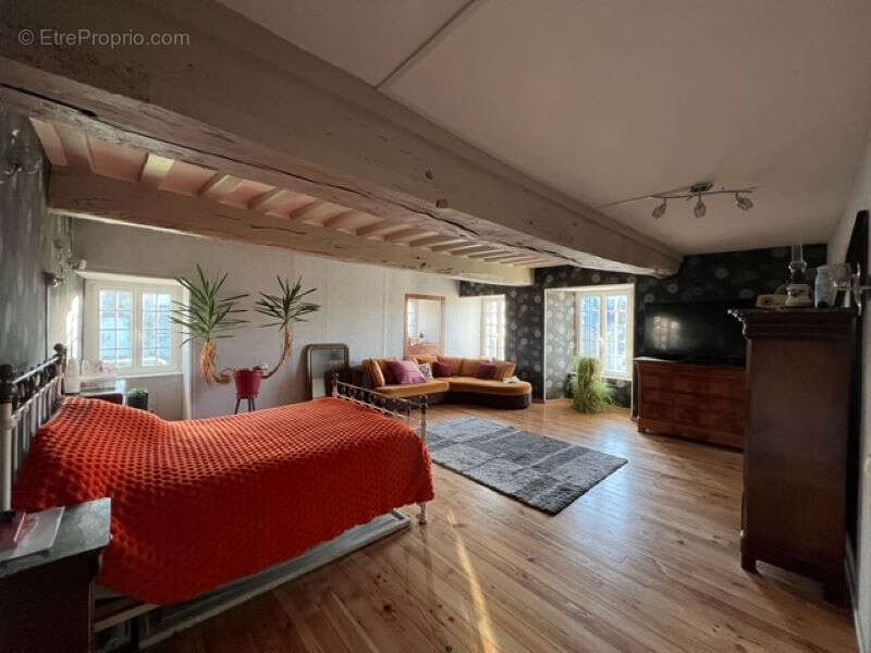 Maison à LE BENY-BOCAGE