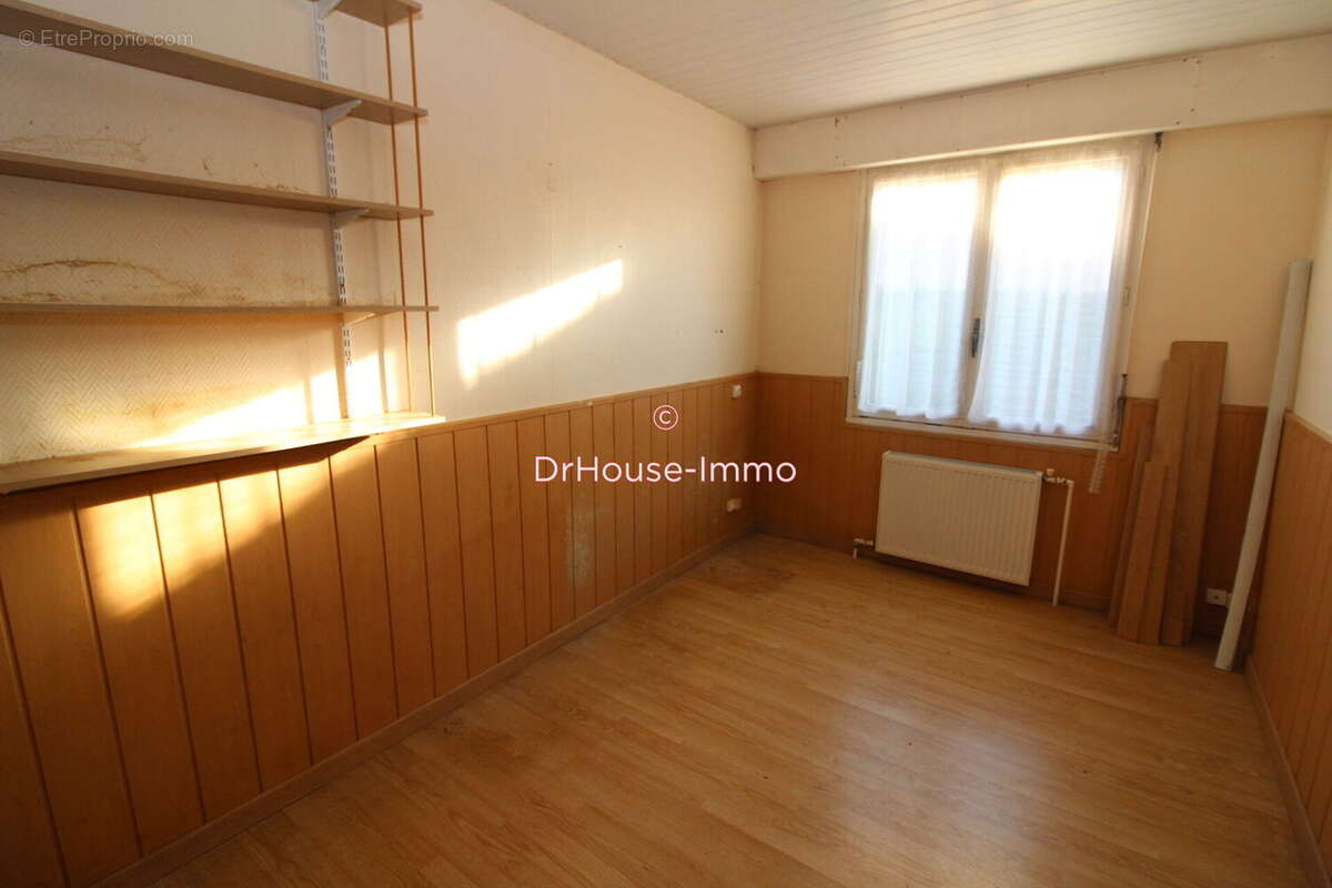 Maison à BRUAY-LA-BUISSIERE