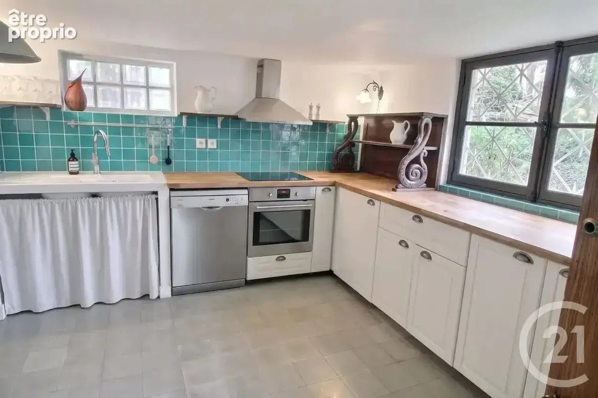 Maison 11 pièces 256 m² à vendre à Saint-Maur-Des-Fosses (94100) - photo 4
