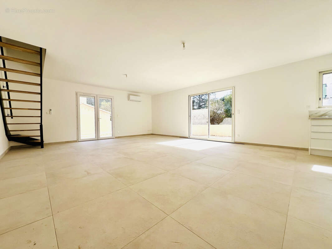 Maison à LE BOUSQUET-D'ORB