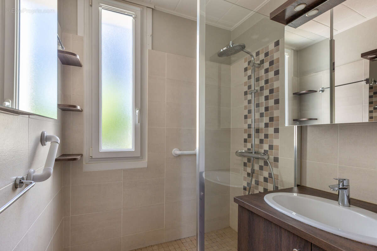 Appartement à LYON-5E