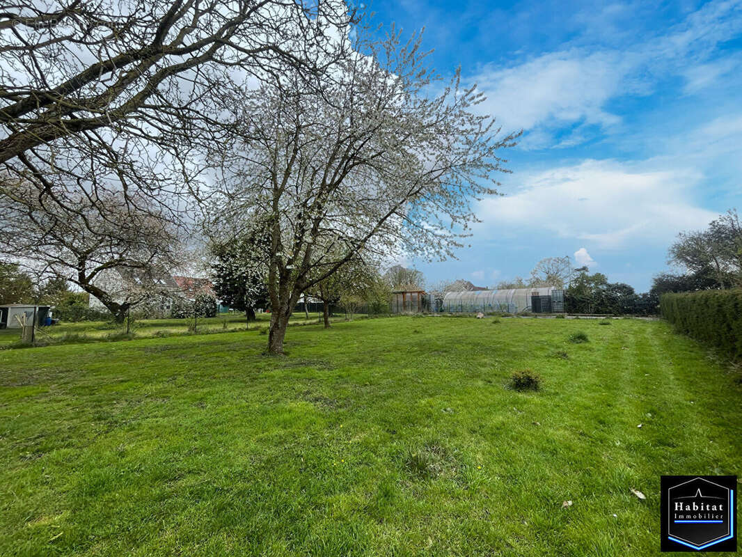 Maison à NANTEUIL-LE-HAUDOUIN