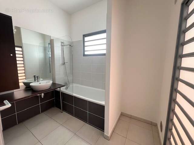 Appartement à SAINTE-MARIE