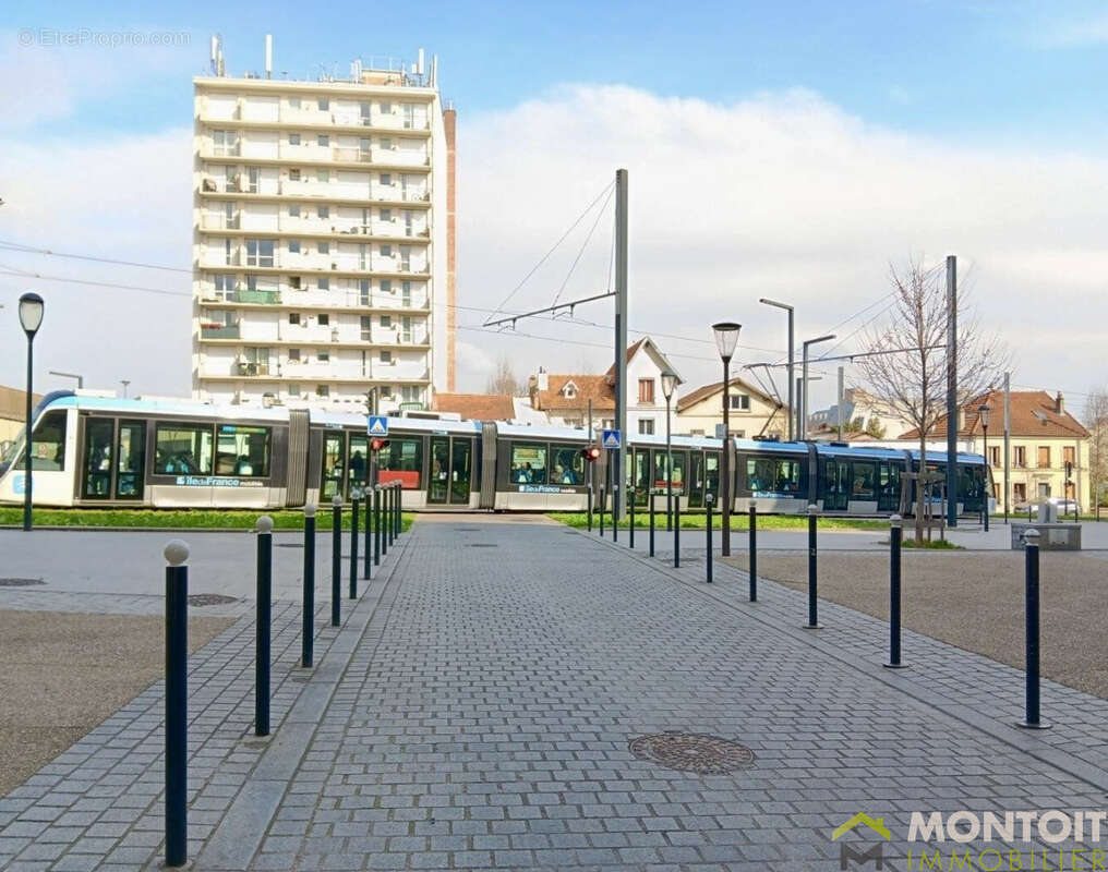 Appartement à THIAIS