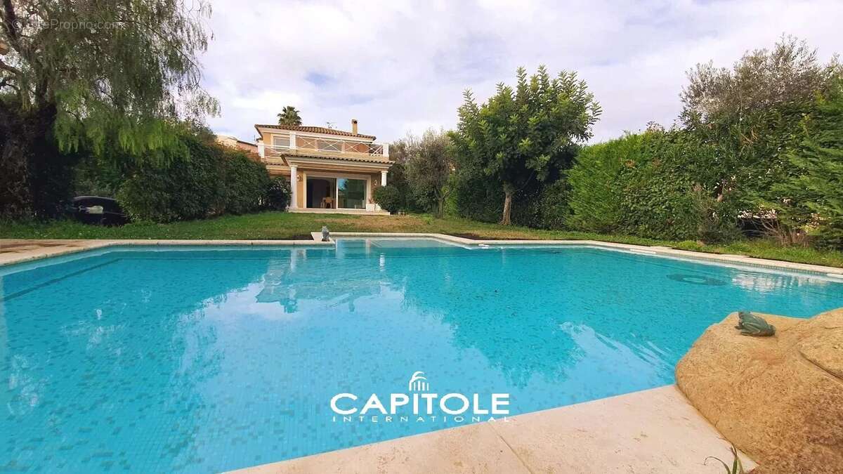 Maison à ANTIBES