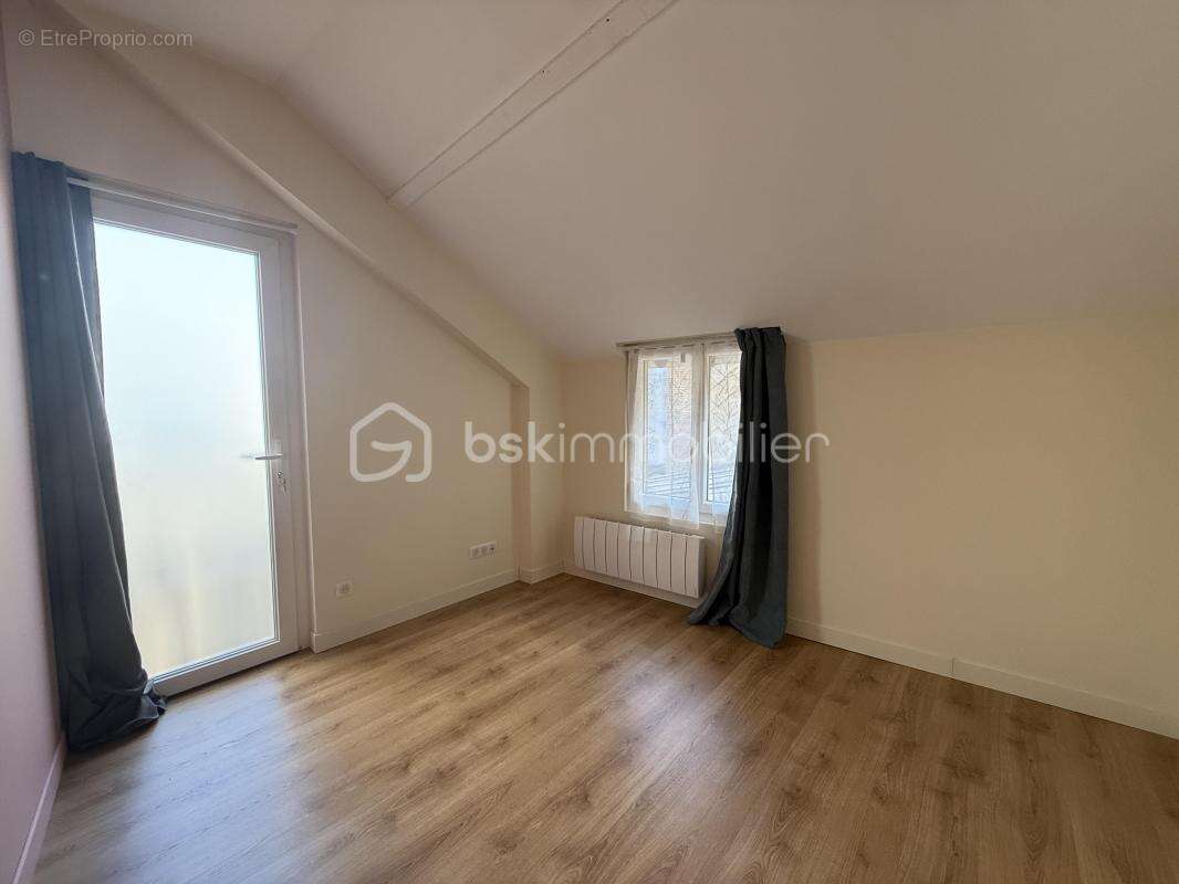 Maison à PONT-L&#039;EVEQUE