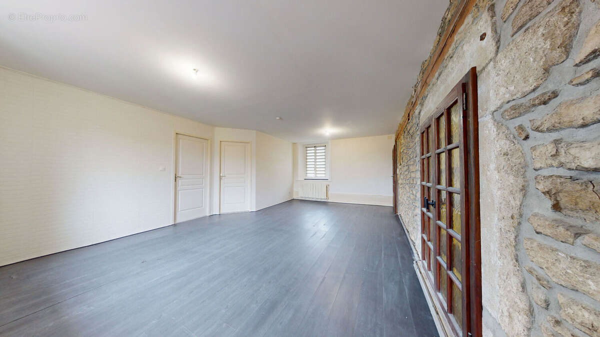 Appartement à CHARQUEMONT