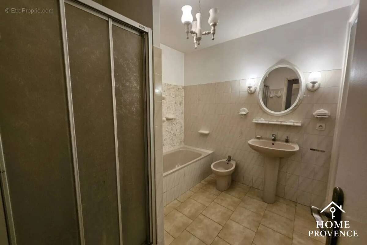 Appartement 97 m² – Centre-ville de Sanary-sur-Mer - photo 4