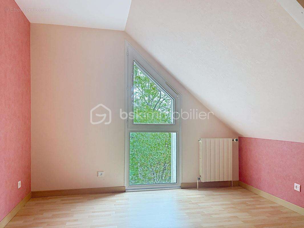 Maison à MESSIGNY-ET-VANTOUX