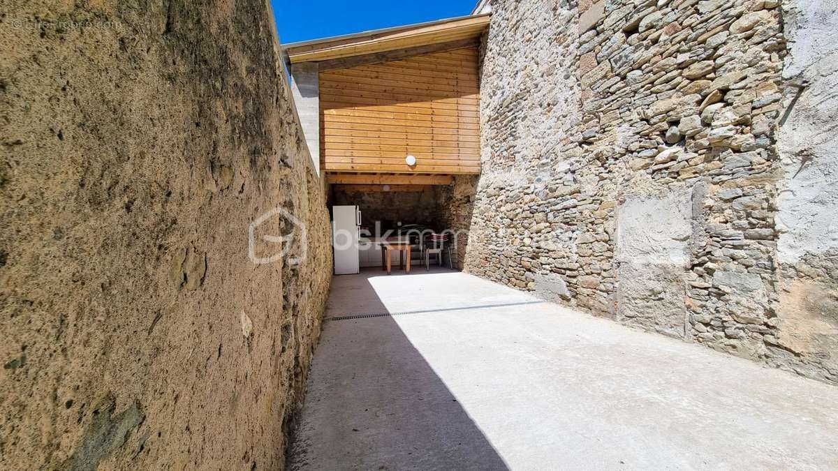 Maison à PEYRIAC-MINERVOIS