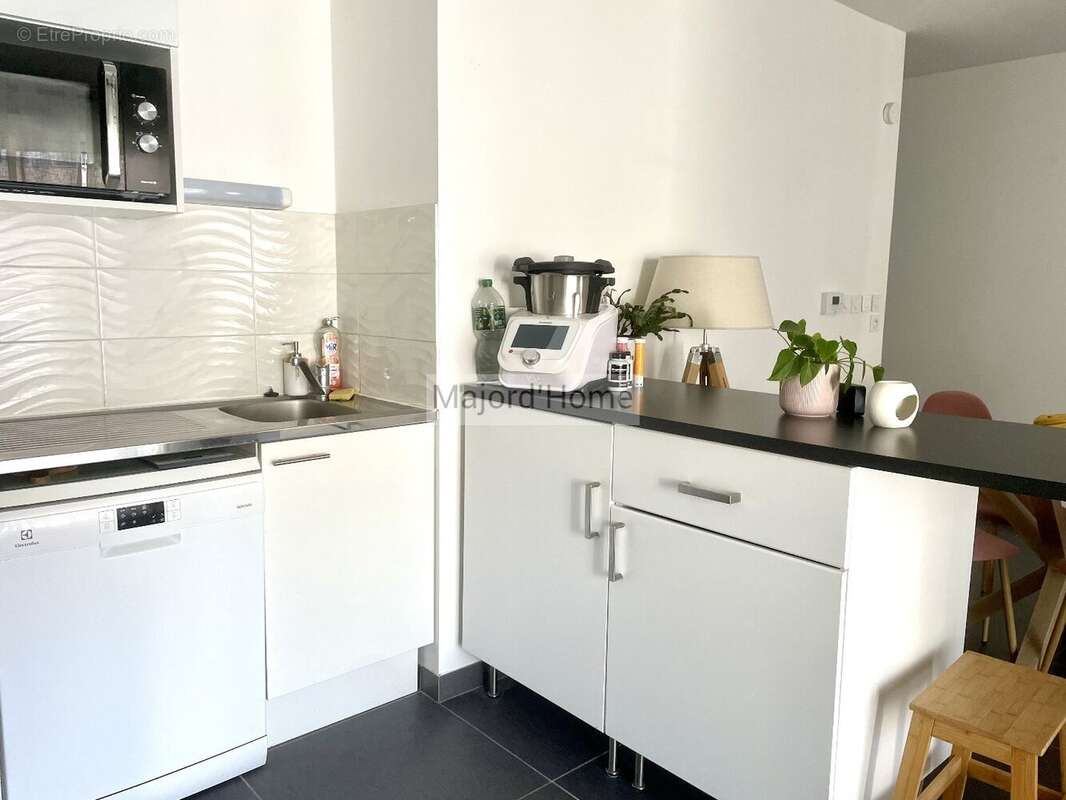 Appartement à CASTELNAU-LE-LEZ